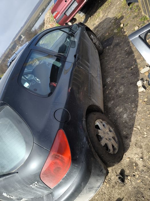 Пежо 307 На части Автомат Pegeot