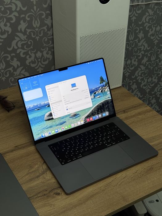MacBook Pro 16 M2 Pro, 16/512 ГБ, 2023