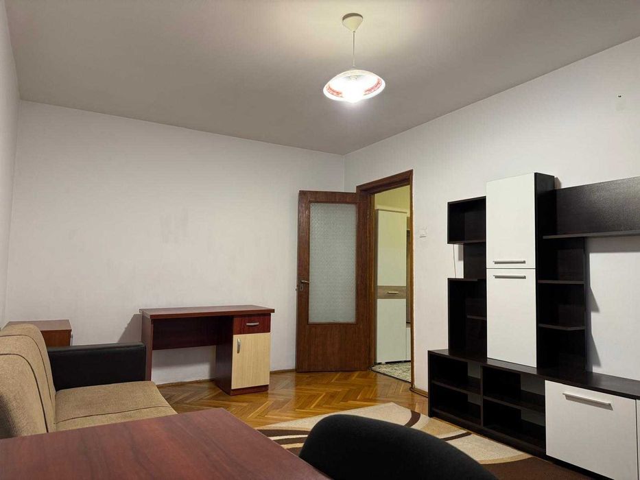 Ap 2 camere decomandat, zona Gara - Arcu