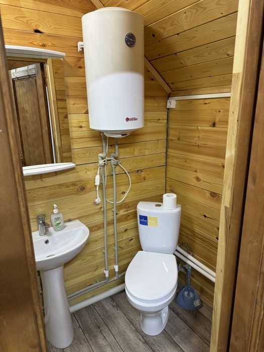 Домики со сруба и гостиничные номера