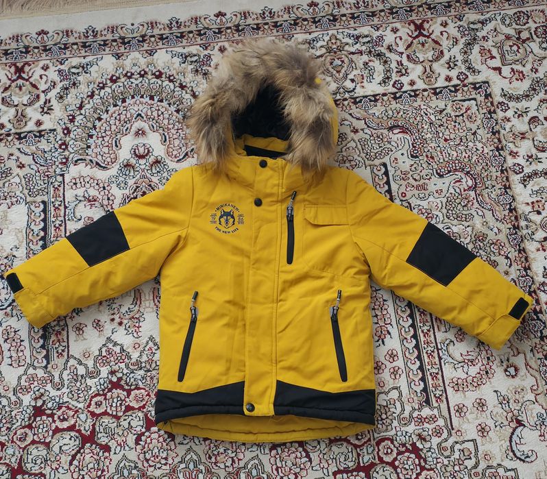 Продам куртку для мальчика