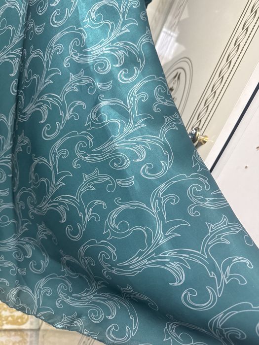 продам платье 44 размер