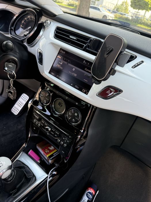 Citroen DS3 1.6 THP 156 CP 6 trepte 2011