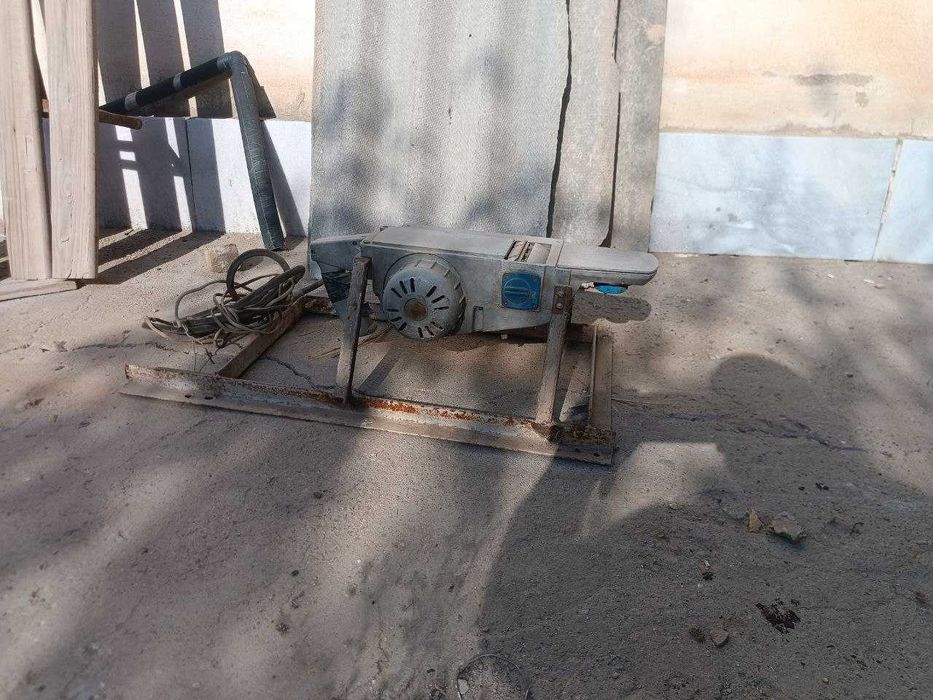 Электрорубанок Электрорубанок