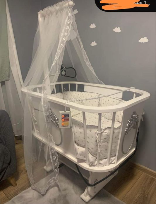 Бебешка кошара с електронно управление