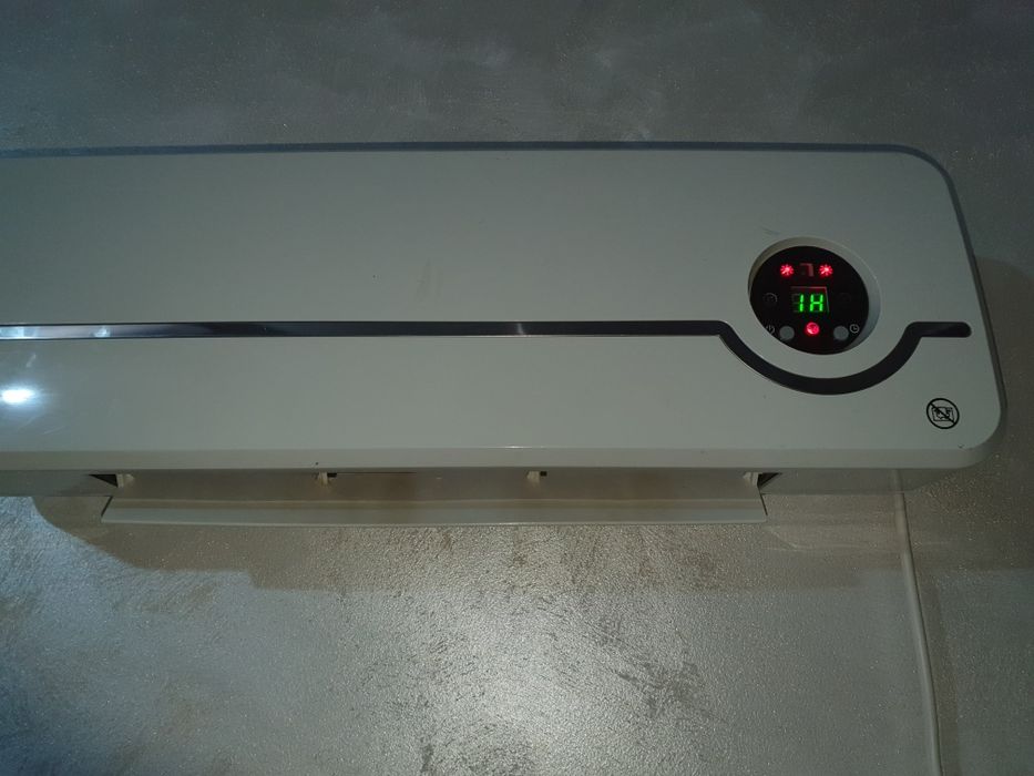 Стенен вентилаторен нагревател SilverCrest 2000a2