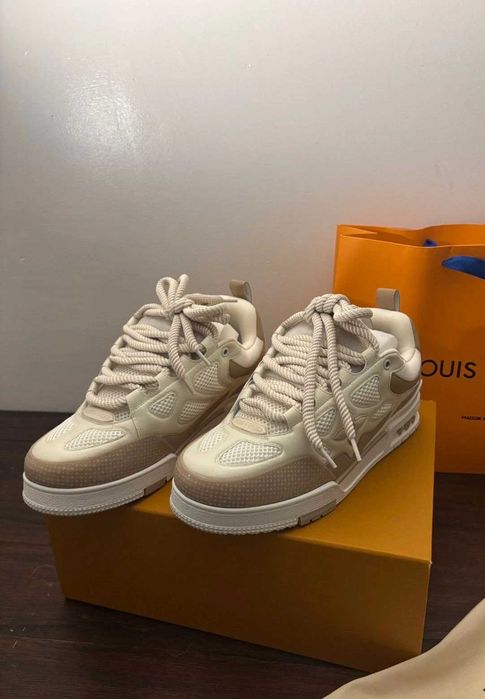 #REDUCERE# Louis Vuitton LV Skate Bej - Verificare Colet -