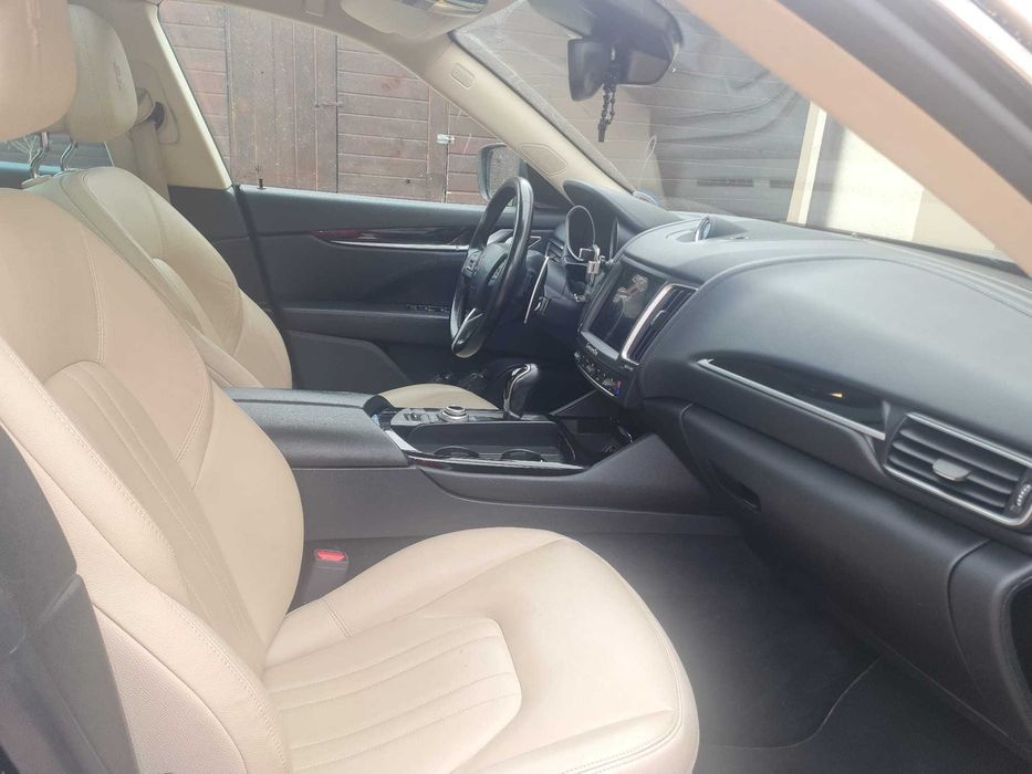 Vand Maserati Levante, Diesel 275 CP- an fabricatie 2018