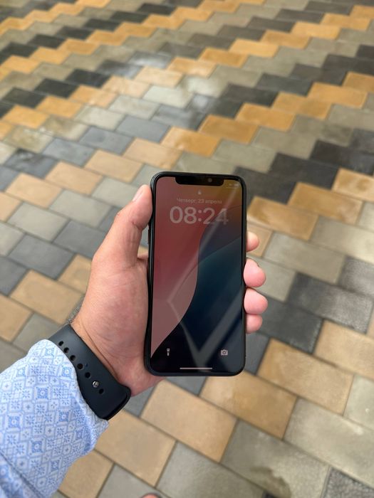 Iphone xs ayfon xs 64gb LL/A qora ideal sotiladi aybi yo face ishlidi