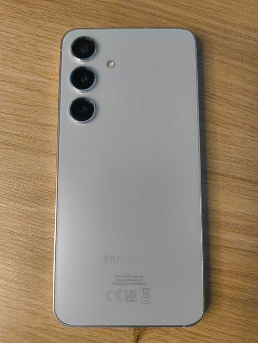 Samsung Galaxy S24 256GB - Ca nou / Impecabil