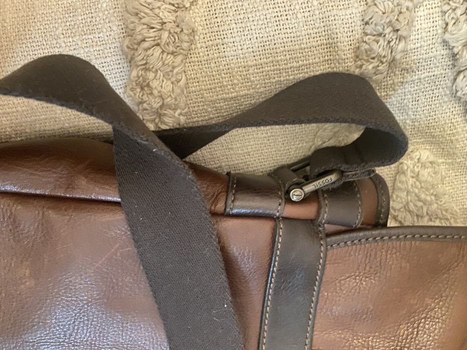 Geanta de piele Fossil