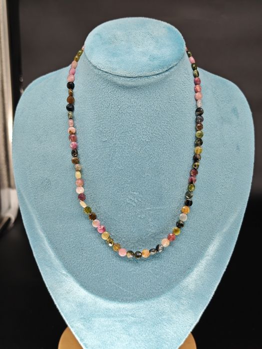 Колие от Турмалин