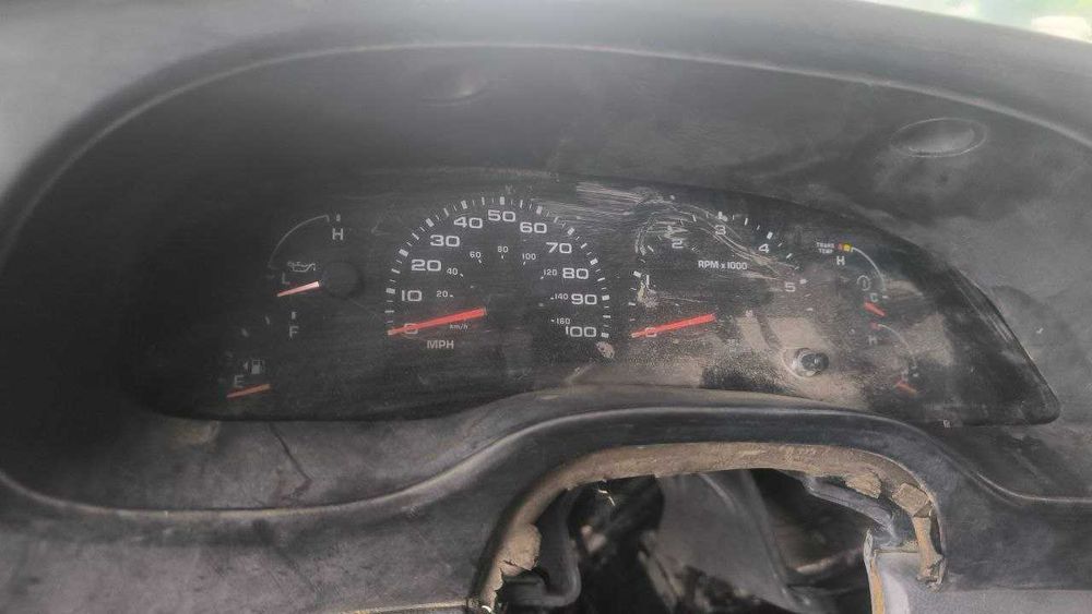 Ford Econoline E350 4x4 1993 года выпуска