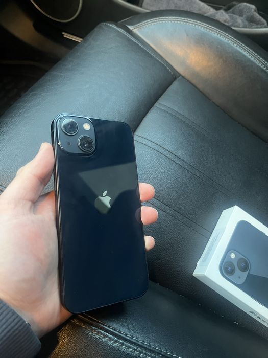 iPhone 13 128 midnight