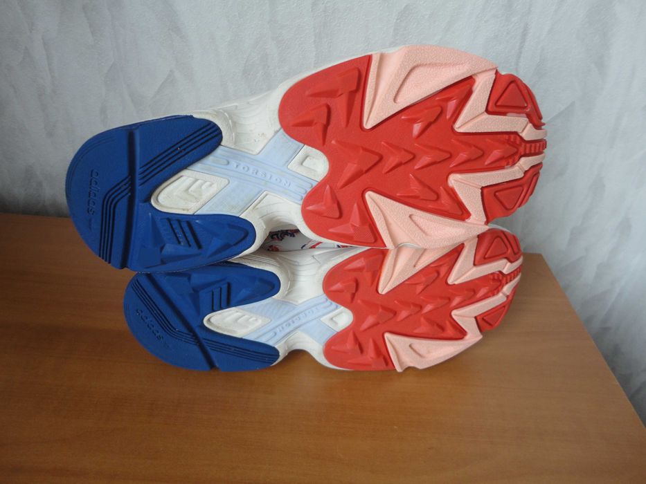 N39 Adidas/естествена кожа/дамски маратонки