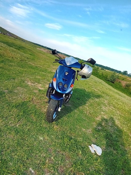 Vând Malaguti F 12 cu ACTE!