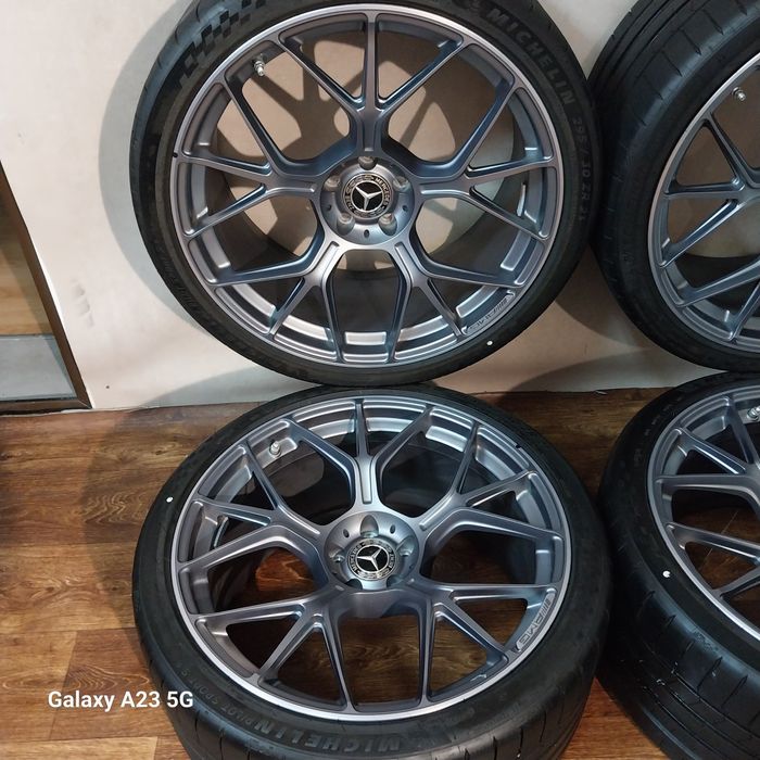 Jante Mercedes AMG GT pe 21 AMG