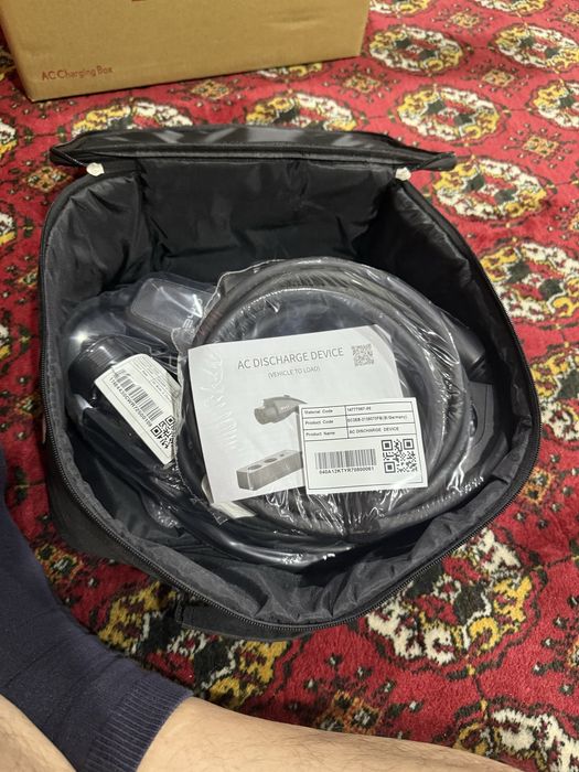 Продается зарядник для BYD 1,5 кв для 220 вт 100$.