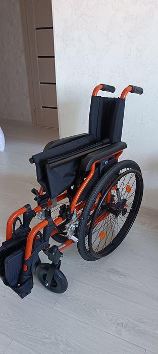Продаётся коляска в отличном состоянии инвалидная