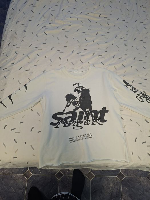 Блуза luda street wear
Размер s
Приемам и бартери
Цената не си подлага на въпрос
Носена е два пъти 
В отлично състояние