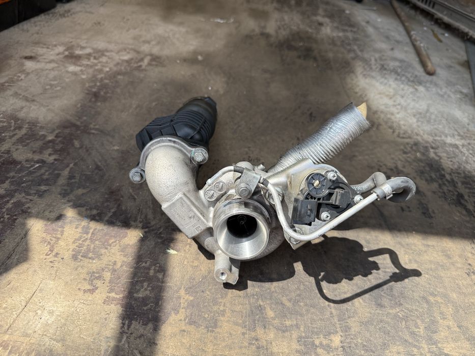 Turbo turbina turbosuflanta Peugeot 208 1.4hdi 8hr 2006-2014 cod 96732