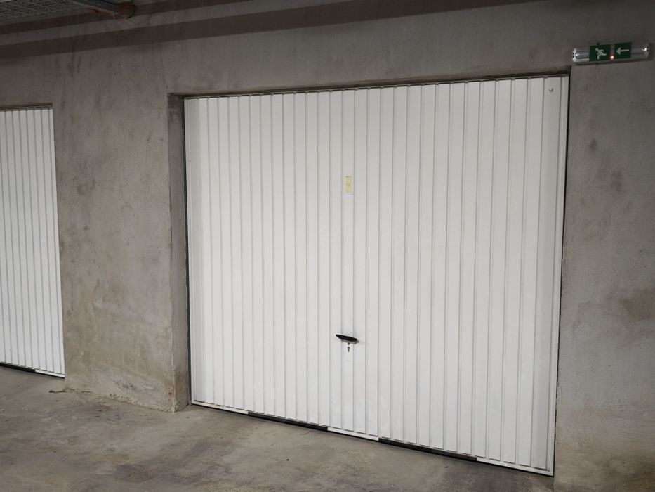 Топъл и сух гараж с широк подход