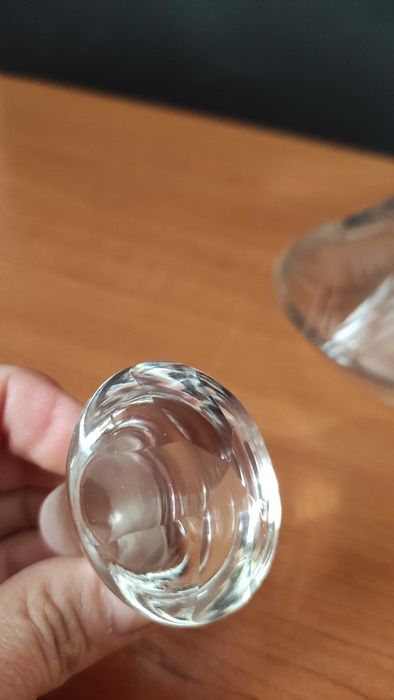 Малка кристална гарафка красива гравюра