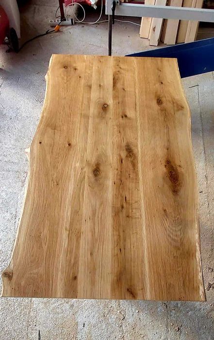 Масивни маси и плотове от Дъб