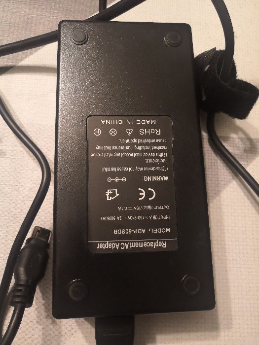 Продавам лаптоп HP Pavilion zv6000