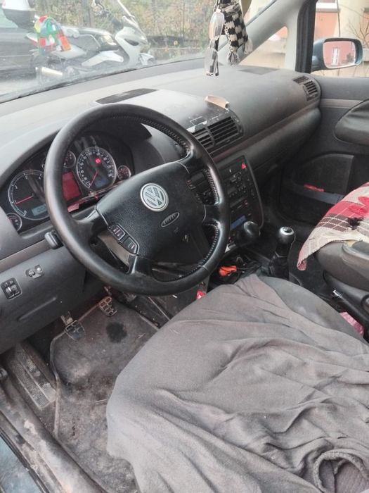 Volkswagen Sharan adaptat pentru dizabilitati.