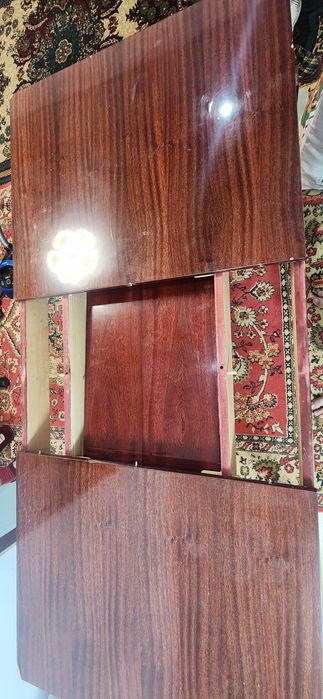 Кухонный раздвижной стол.