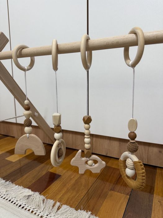 Мобиль монтессори