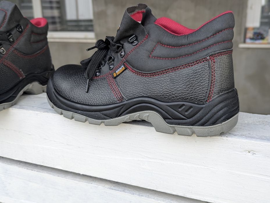 Ghete bocanci lucru 42 noi-nouti!