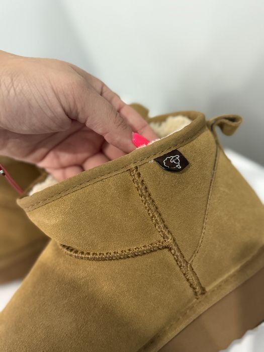 Велурени апрески