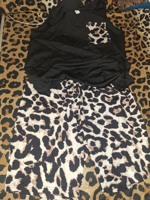 Compleu leopard (nou fara eticheta )