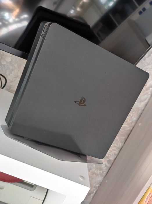 Playstation 4 slim SSD 1TB