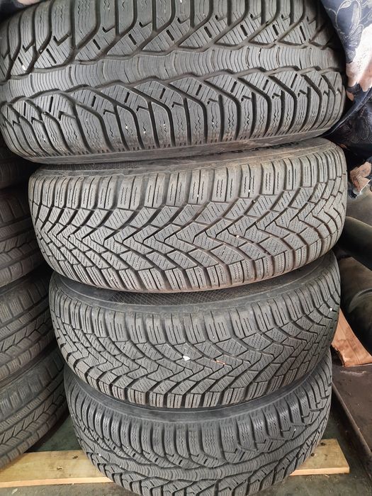 Тойота Авенсис Версо 2,0 D4D.Внесен от Италия преди седем години.