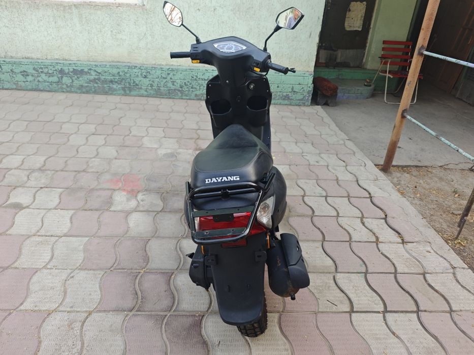 Скутер Dayang 50