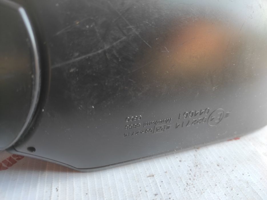 Зеркало левое Land Cruiser 200