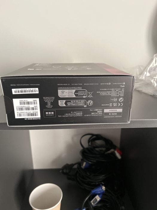 Yamaha YH-E700 наушники.