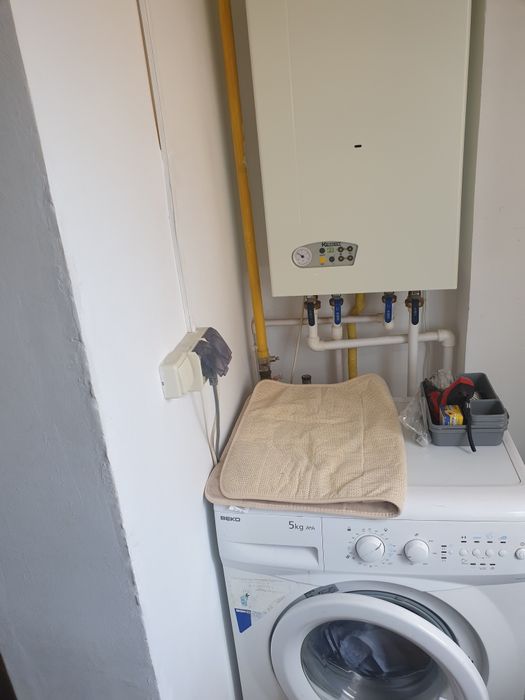 Inchiriz apartament 2 camere Cuza Voda