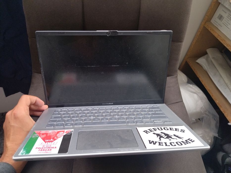 Schimb Laptop Asus VivoBook F412U defect