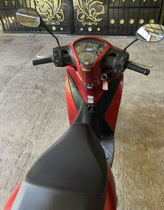 Scuter Honda Sh 125i înmatriculat