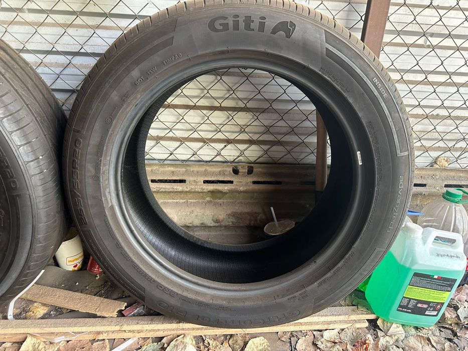 Продам шины 255 55 R20