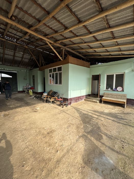 Srochna Namuna mahalla 1chi ges 28 uy hovli sotiladi suroshniy