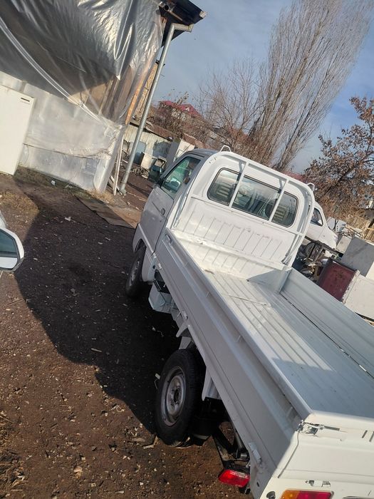 Srochni LABO sotiladi