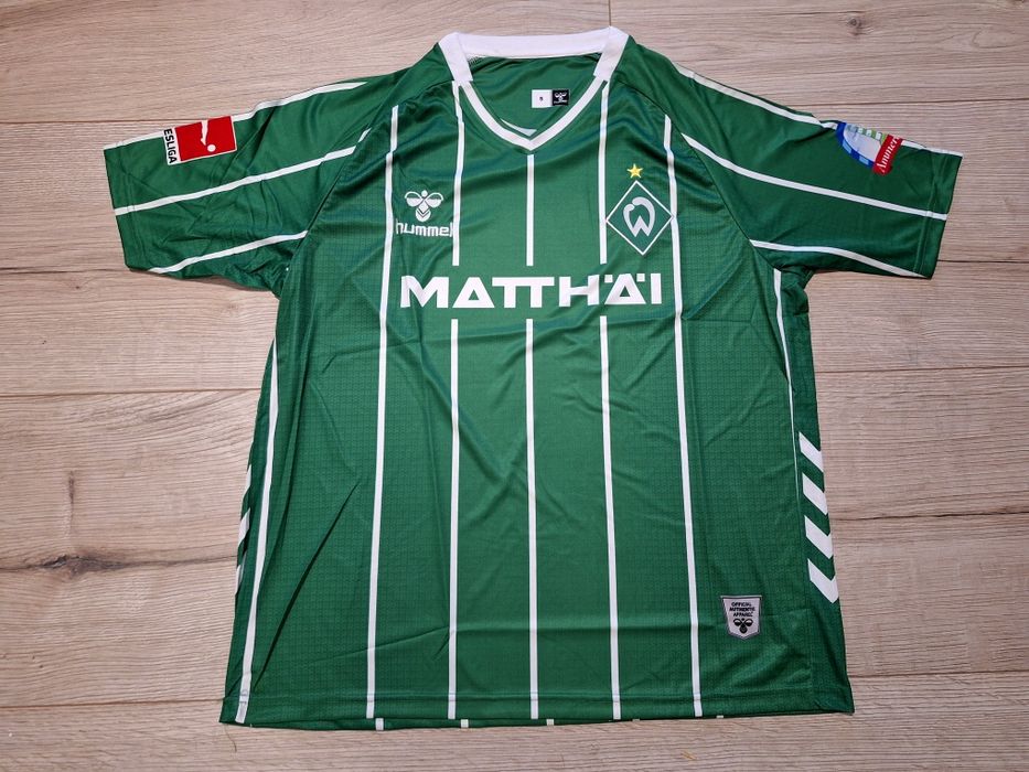 Футболна фланелка на Вердер Бремен сезон 25/26!