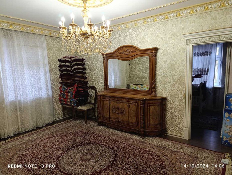 Olmazor tumani, Qorasaroy, Eski chinni zavod Kvartira 66 kvadrat