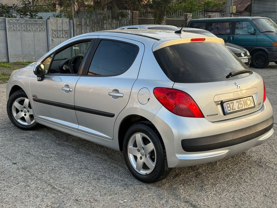 Peugeot 207 Facelift 2010 GPL