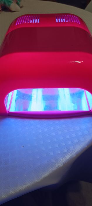 Лампа для сушки гель лака